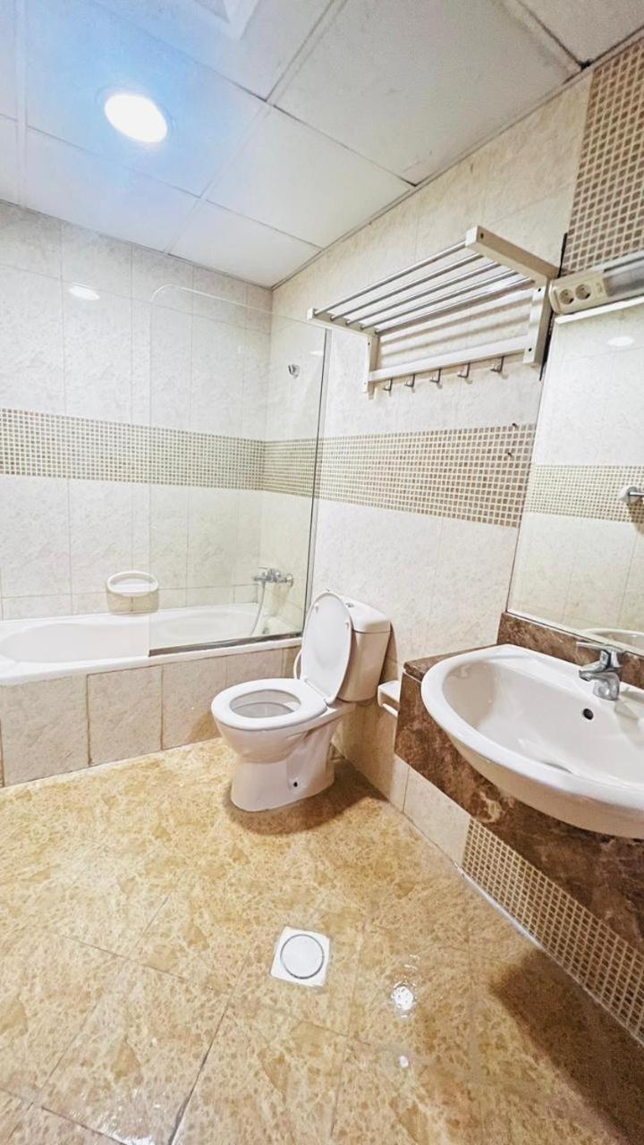 Executive Suite Room In Barsha 1 Near Moe Metro Dubaj Kültér fotó